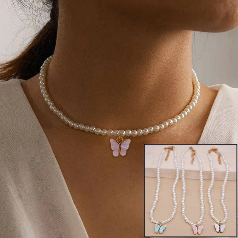 Elegant Pearl Butterfly Choker