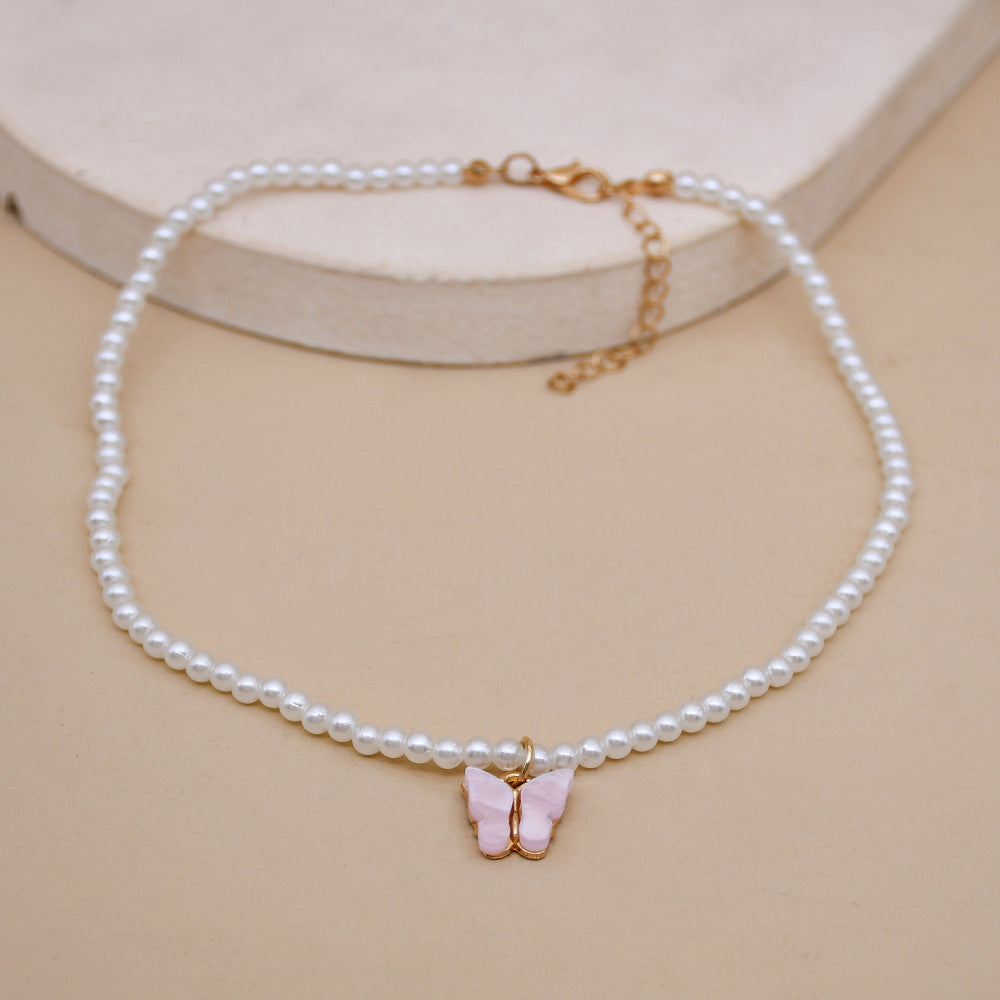 Elegant Pearl Butterfly Choker