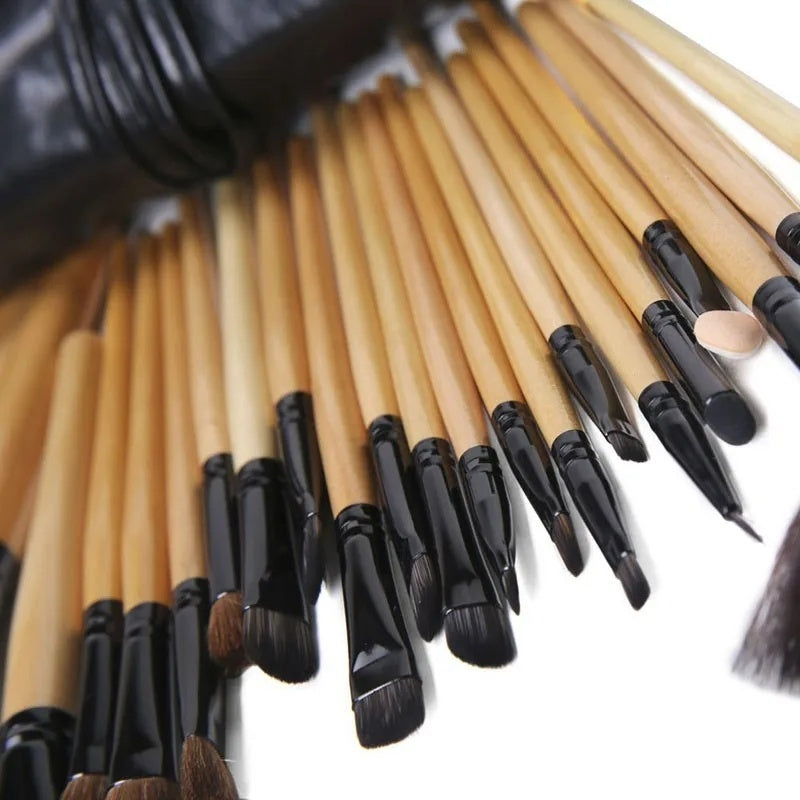 Professional Makeup Brushes- Set 24 Pcs