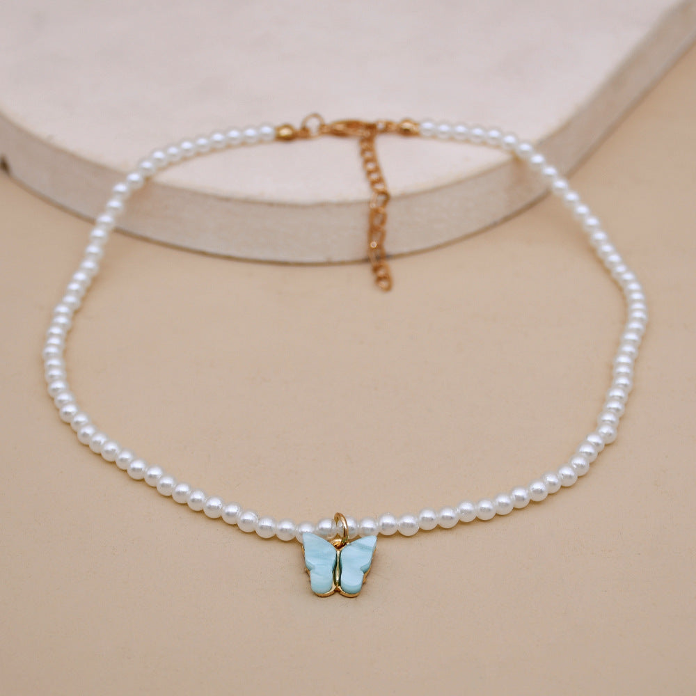 Elegant Pearl Butterfly Choker