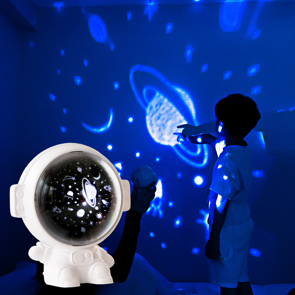 Astronaut Lamp